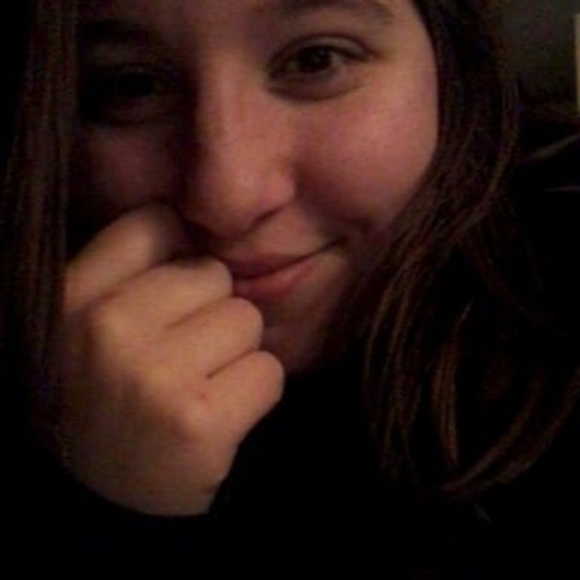 Meet your Posher, Valerie - Picture 1 of 1